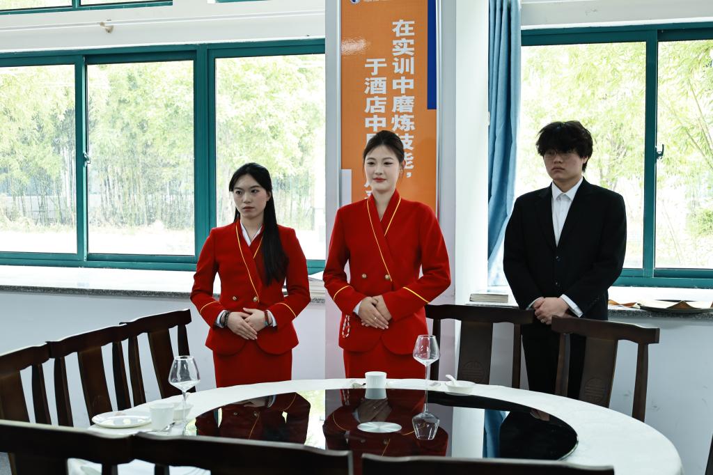 2024奥门原料免费资料大全